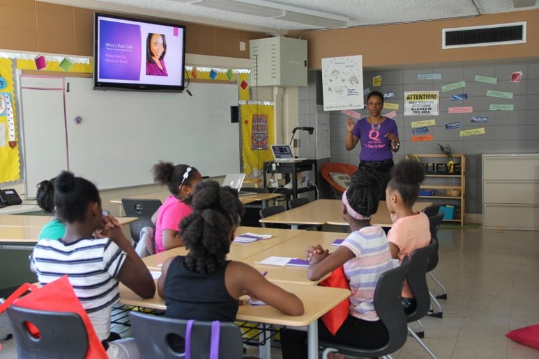 Gallery photo 4 of Devonia Reed - Speaker