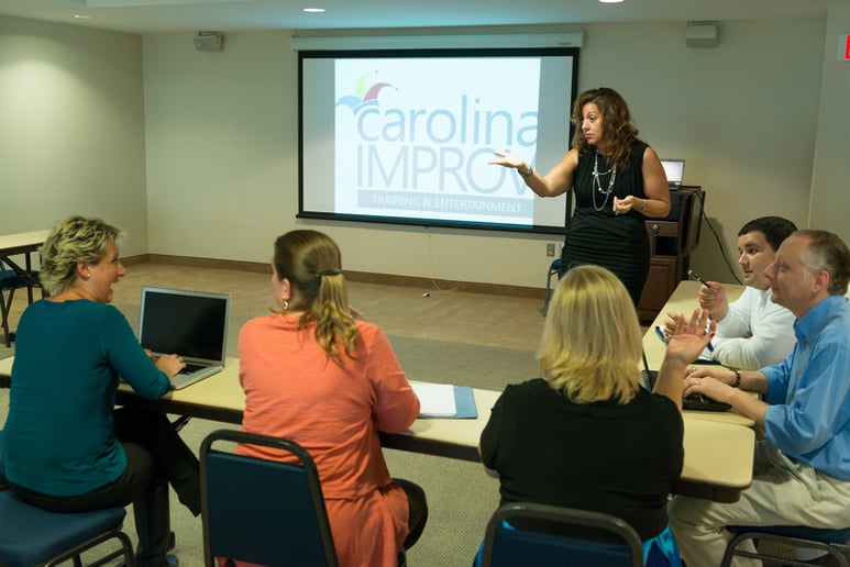 Gallery photo 1 of Speaker Who Educates & Entertains