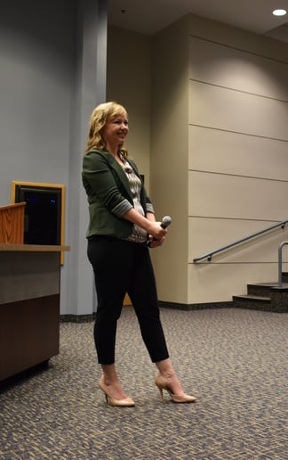 Gallery photo 1 of Speaking of Anna