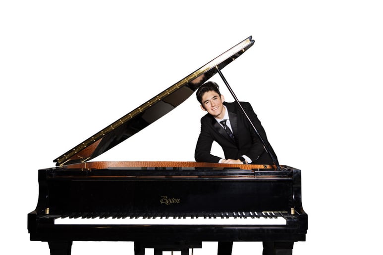 Gallery photo 2 of Special Event, Talented Pianist - Russ