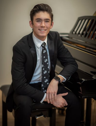 Gallery photo 5 of Special Event, Talented Pianist - Russ