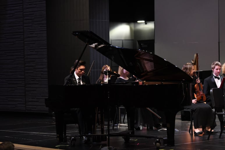 Gallery photo 7 of Special Event, Talented Pianist - Russ