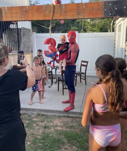 Gallery photo 9 of Spider-Man Party Character