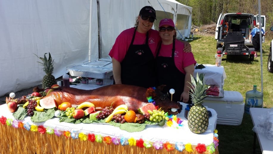Gallery photo 10 of Spit-n-Pig Roasting Service