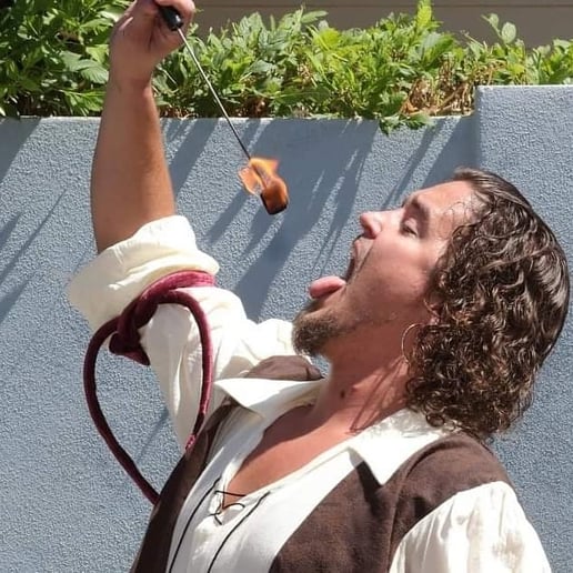 Gallery photo 10 of Splendid Absurdity