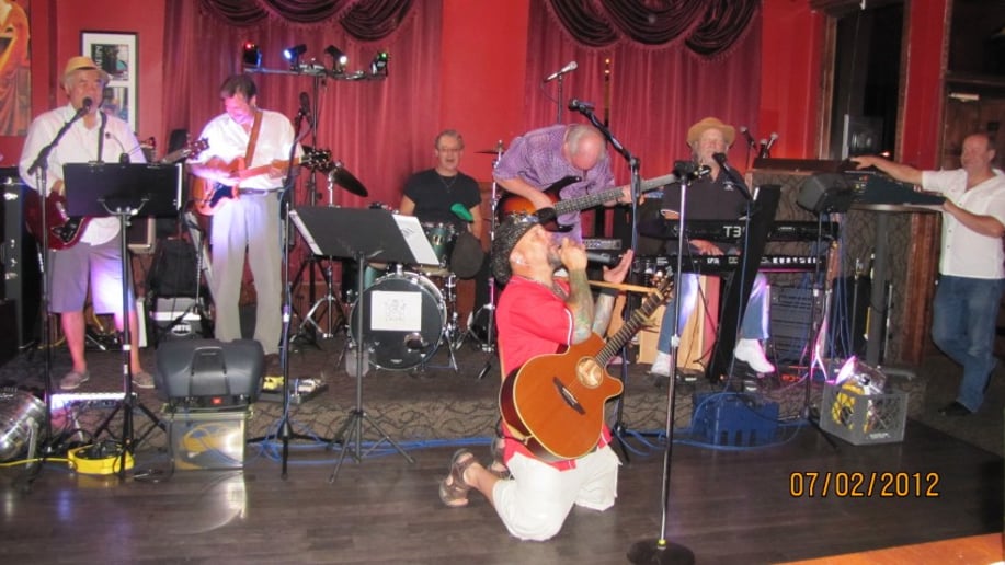 Gallery photo 2 of Split2nd Band