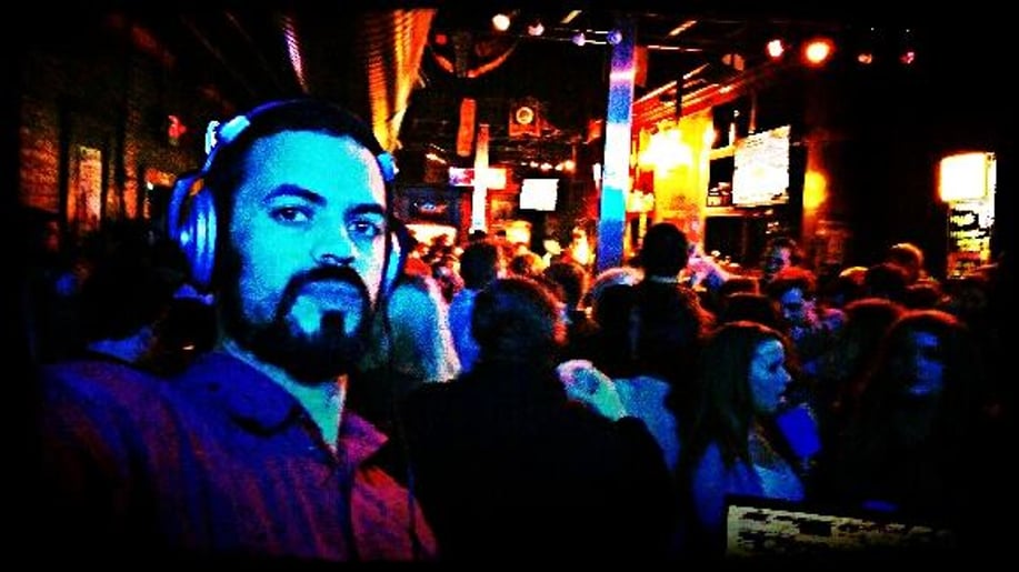 Gallery photo 4 of Spontaneous Mixx, D.J.