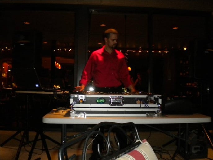 Gallery photo 1 of Spontaneous Mixx, D.J.
