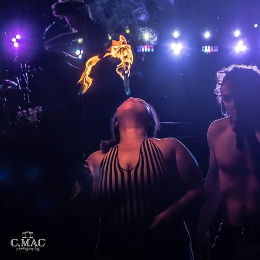 Gallery photo 8 of Spooky Crow Sideshow