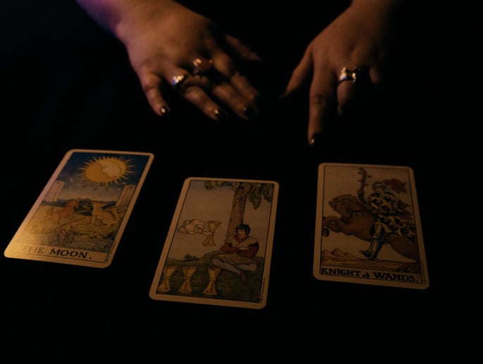 Gallery photo 2 of Spooky Zookie Tarot