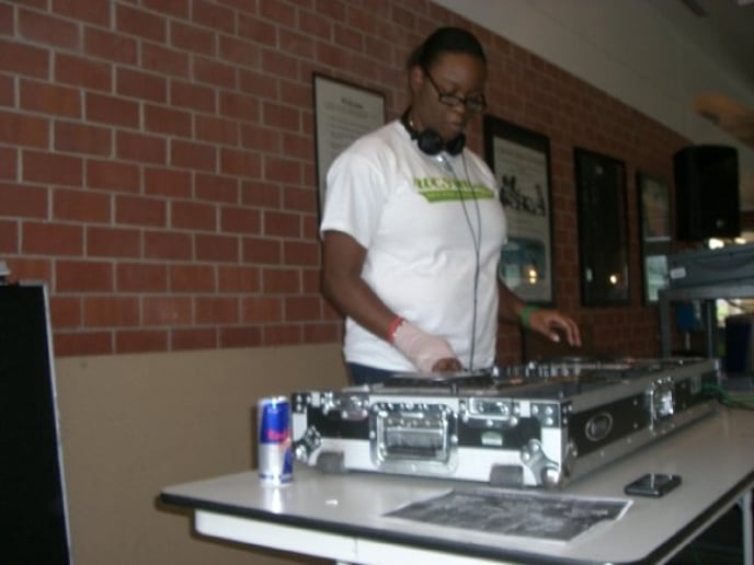 Gallery photo 6 of Squad The DJ