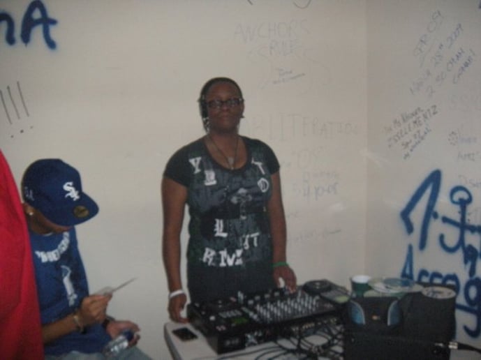 Gallery photo 7 of Squad The DJ