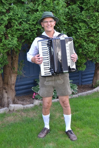 Gallery photo 1 of Squeezebox Stanley