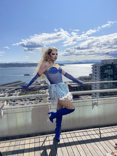 Gallery photo 3 of Sreya Drag Events