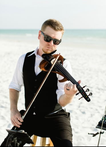 Gallery photo 5 of SRQ Violinist