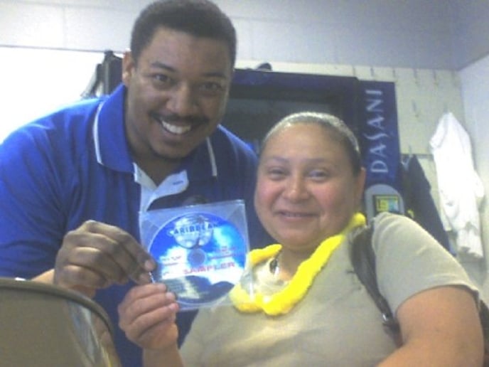 Gallery photo 4 of St. Paradise Steel Drum Band