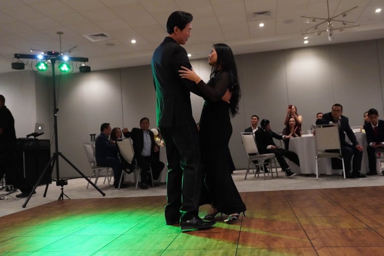 Gallery photo 3 of Staar Fields & Music Box Entertainment Group