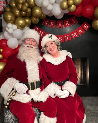 Gallery photo 5 of Mrs Claus OC