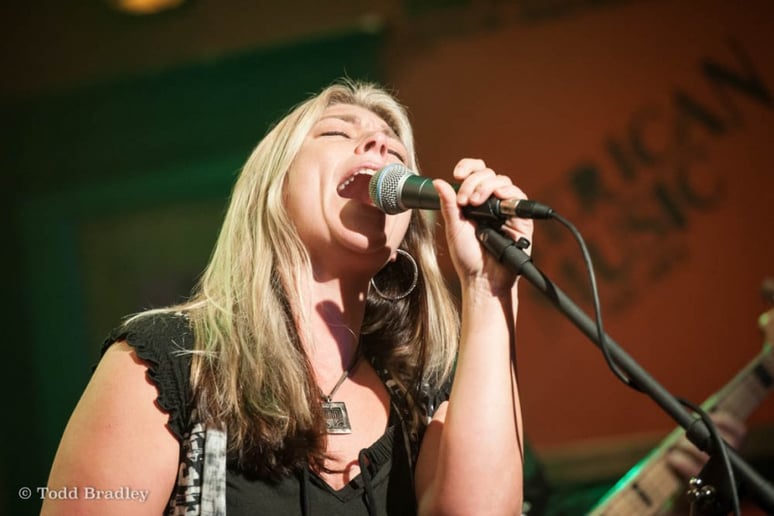 Gallery photo 5 of Stacy Jones Band