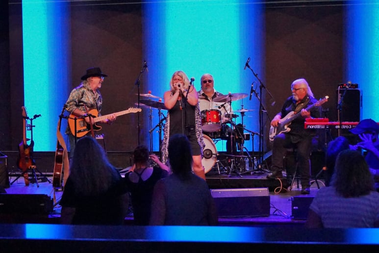 Gallery photo 7 of Stacy Jones Band