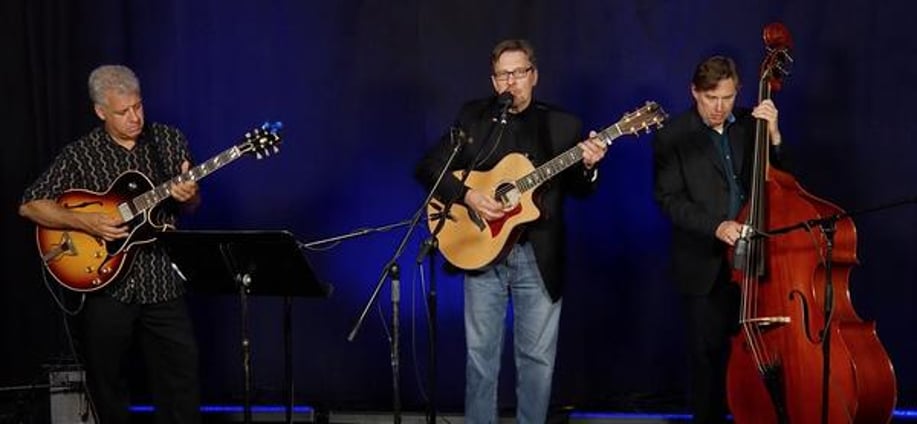 Gallery photo 3 of Stan Hamrick - Guitarist