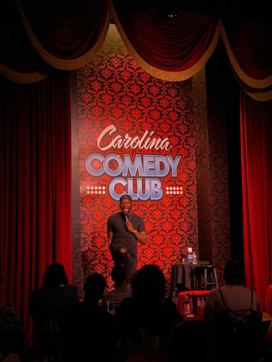 Gallery photo 3 of Stand-up comedy, Emcee