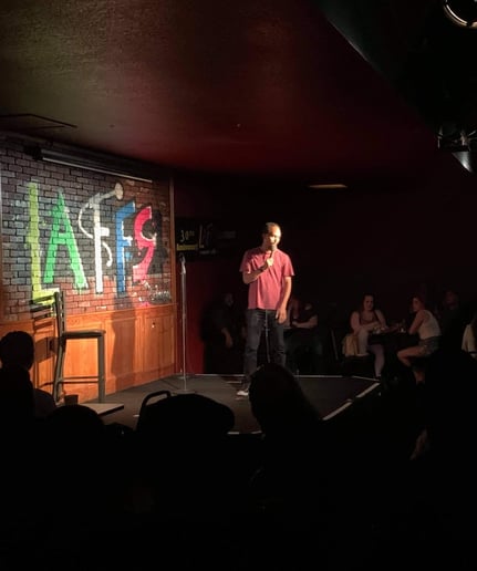 Gallery photo 3 of Stand up Comedian