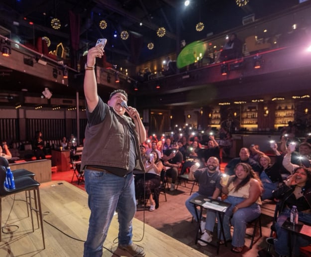 Gallery photo 2 of Javi Bailon Comedy