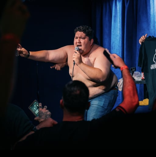 Gallery photo 4 of Javi Bailon Comedy