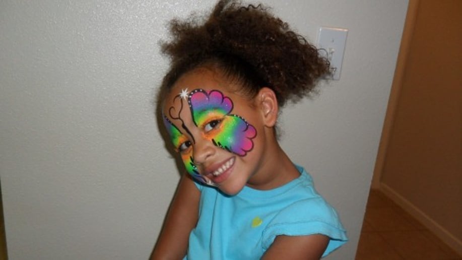 Gallery photo 8 of Starburst Face Painting