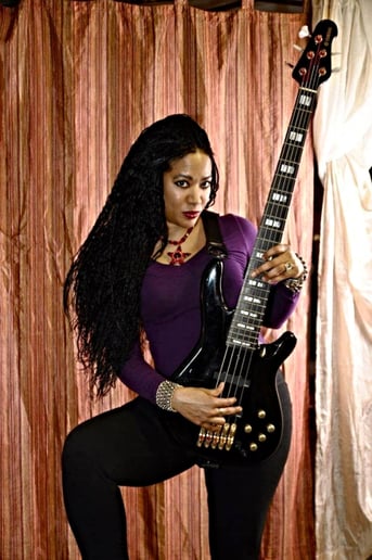 Gallery photo 3 of Starr Cullars