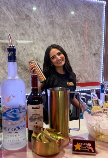 Gallery photo 1 of Stars Event Bartending