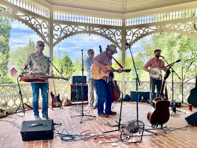 Gallery photo 1 of Station Hill Bluegrass
