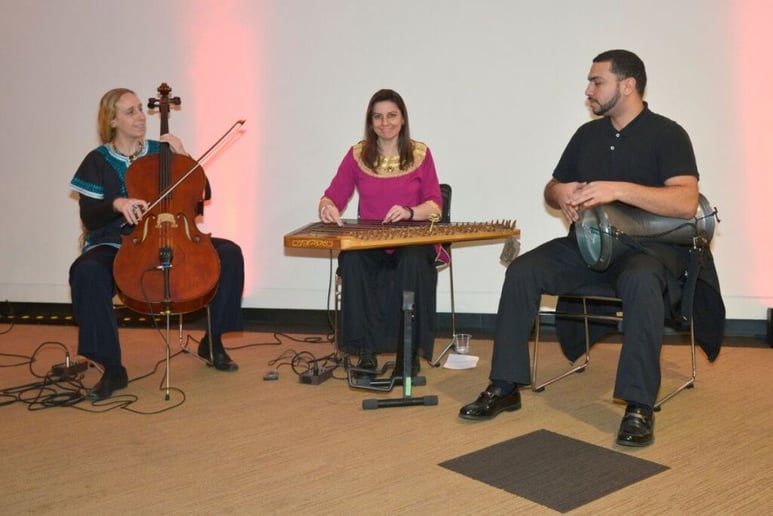 Gallery photo 6 of "Stay Tuned" Music