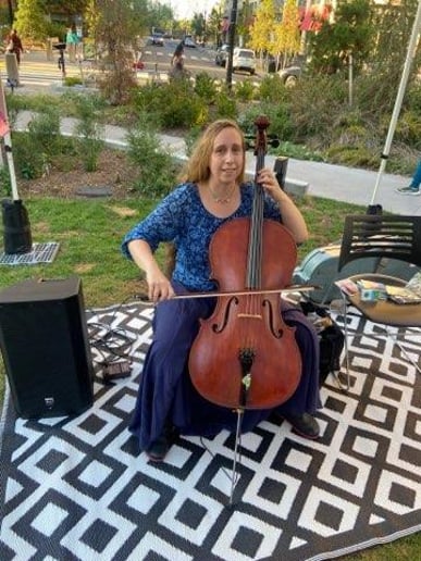 Gallery photo 3 of "Stay Tuned" Music