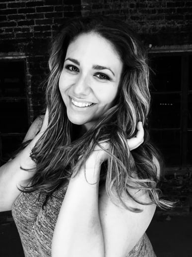 Gallery photo 3 of Stef Silva