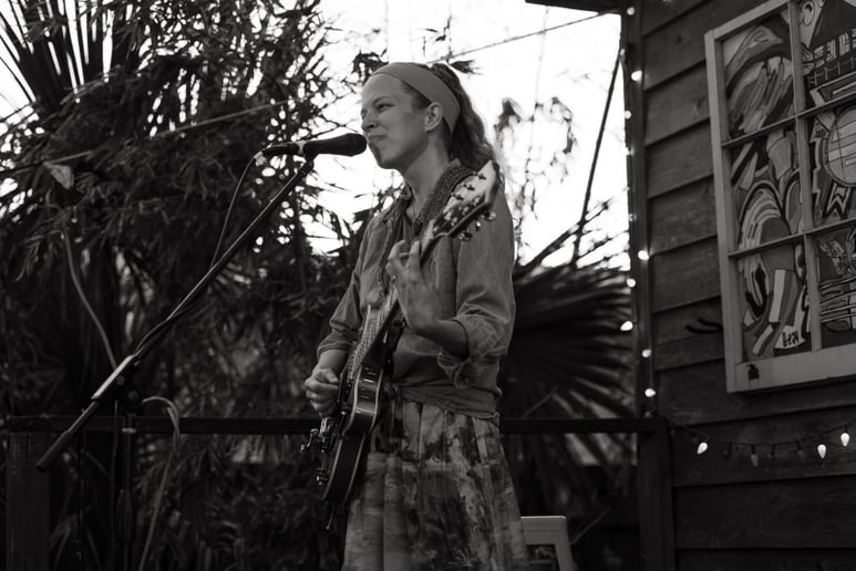 Gallery photo 7 of Stefanie Potter band