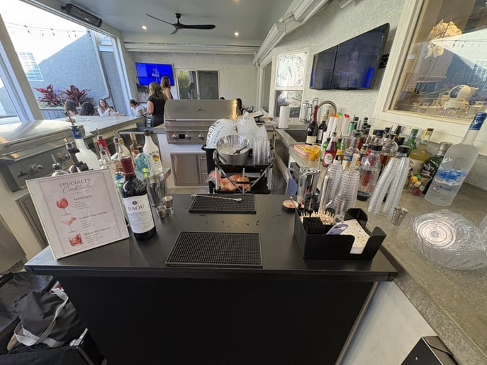 Gallery photo 5 of Stephania Bar
