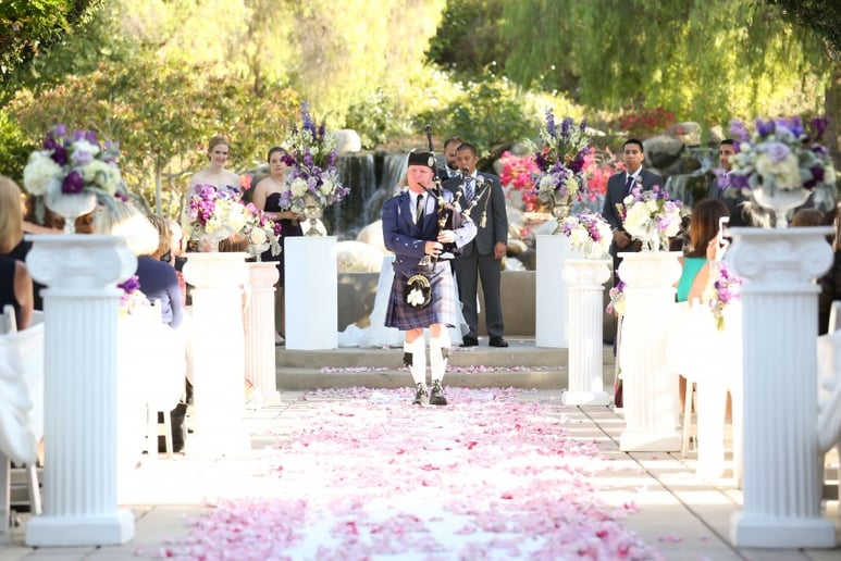 Gallery photo 26 of Stephen Wilkinson Pro Bagpiper