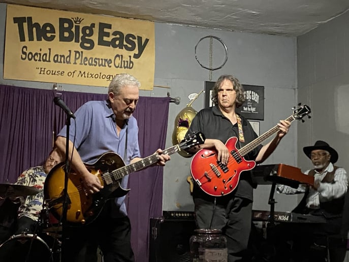 Gallery photo 3 of Steve Gilbert Band