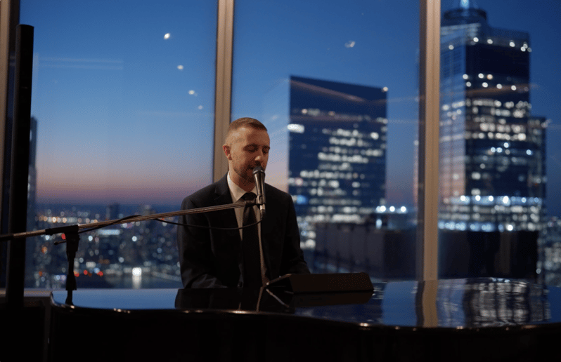 Gallery photo 6 of Steve Laureti, Corporate Event Pianist
