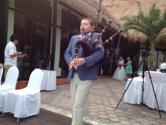 Gallery photo 4 of Steve Moore, piper