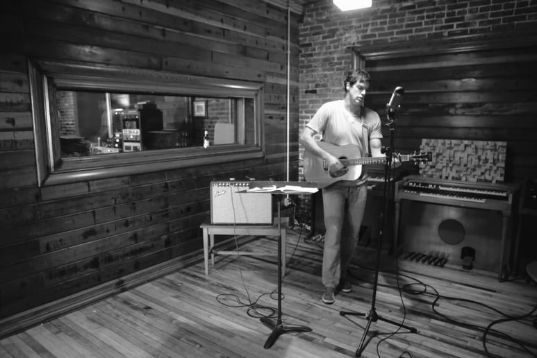 Gallery photo 1 of Steven J Push Singer/Songwriter