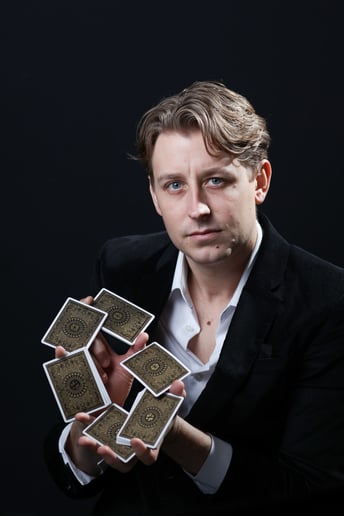 Gallery photo 12 of Steven Jones Magic