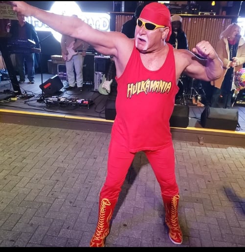 Gallery photo 11 of Steve's Hulk Hogan Tribute