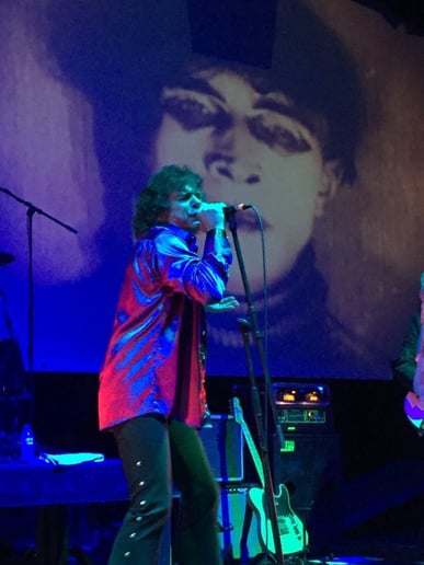 Gallery photo 5 of Sticky Fingers