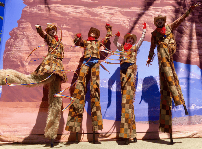 Gallery photo 3 of Stilt Circus