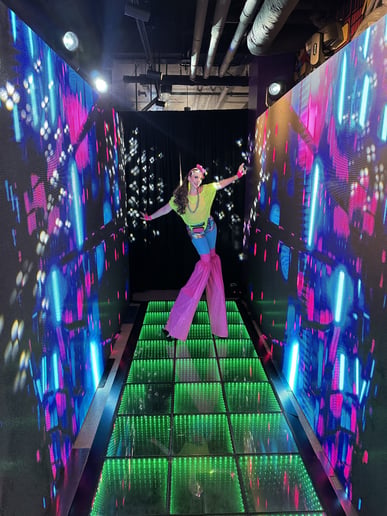 Gallery photo 5 of Stilt Walker Amber A Tampa Bay
