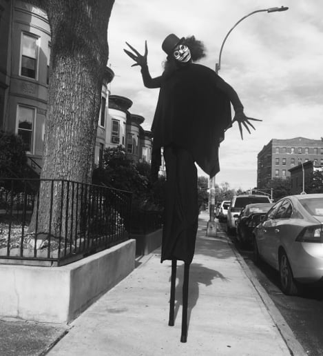 Gallery photo 3 of Brooklyn Stilt Walker