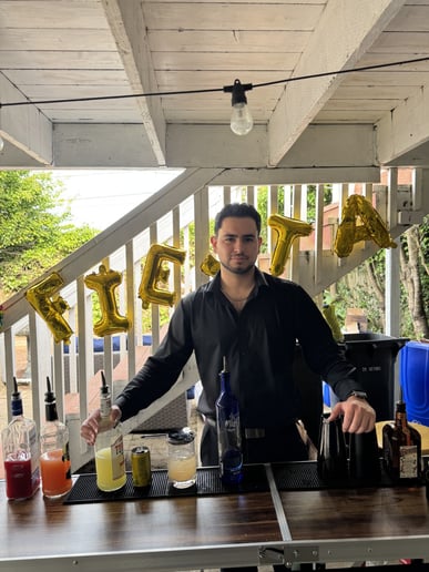 Gallery photo 1 of Stiven’s Private Bartender Service
